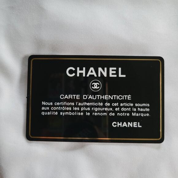 Rare Chanel Limited Edition Coco Mark Lucky Umbrella Compact Wallet Red - Picture 11 of 12